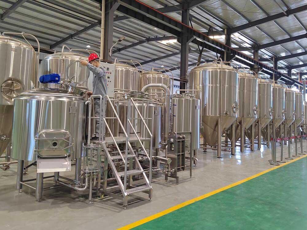 <b>1000L Beer Brewery Equipment Brewing an Australian micro brewery</b>